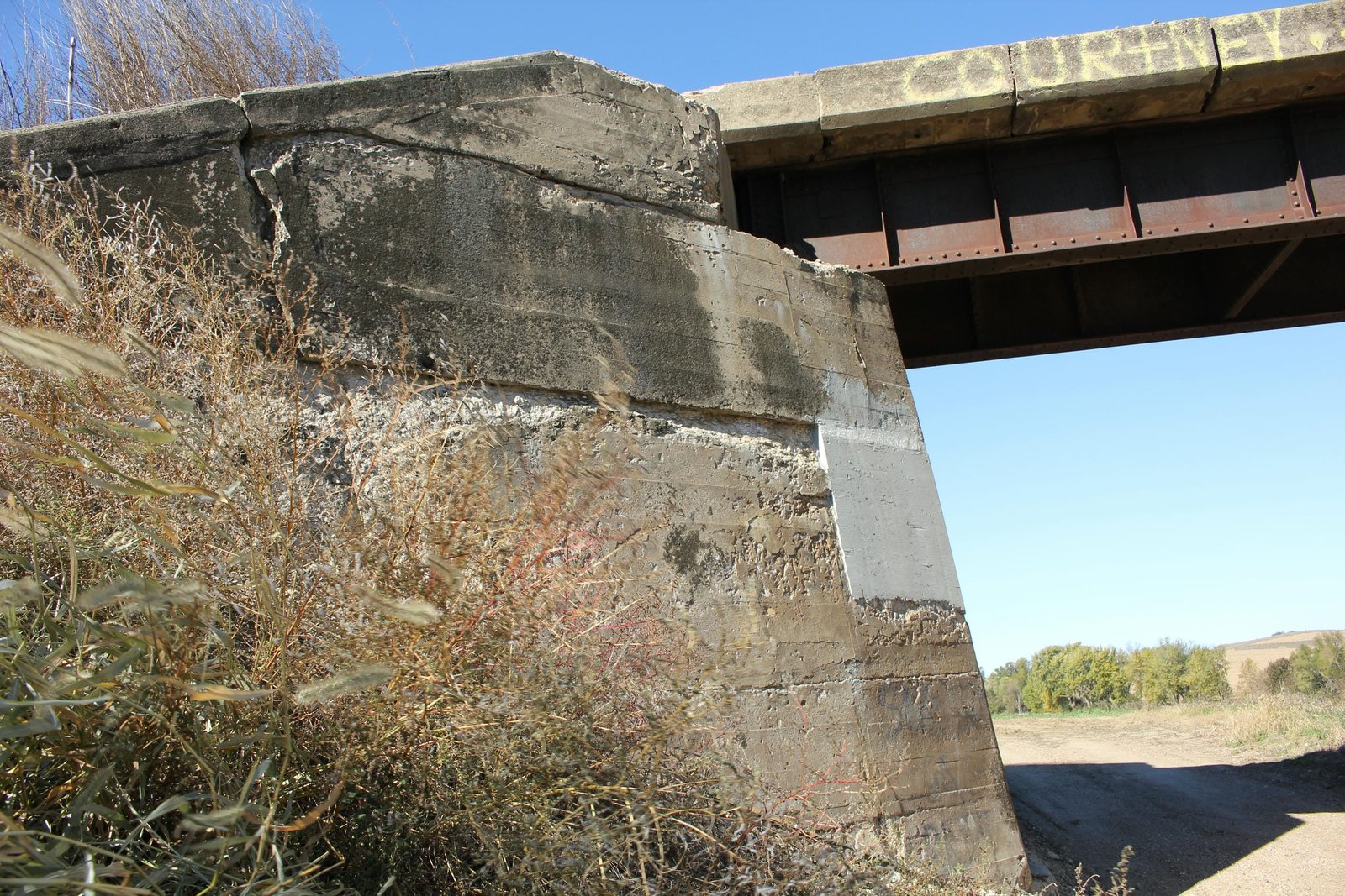 South abutment